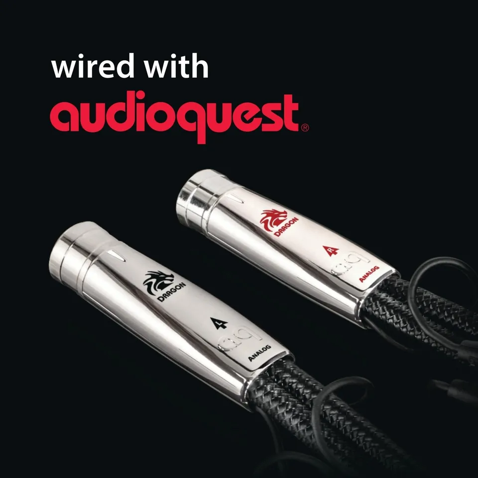 audioquest-pearl-pr-sentations-schild-wired-with-audioquest-schaumplatte image 1